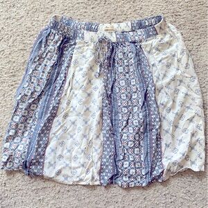 Small Hollister skirt. Very light and soft